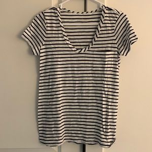 Caslon Tee XS Black and White Stripe